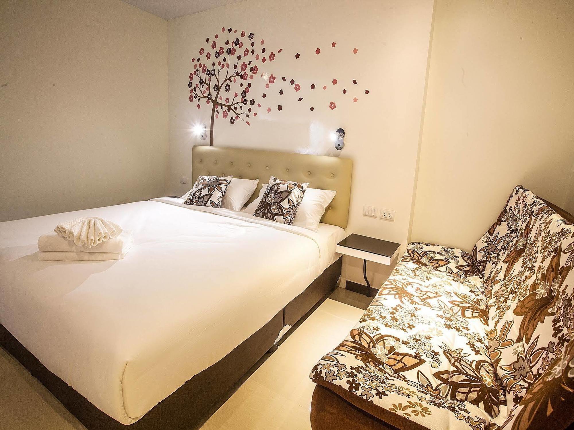 Md Grand Hotel Nakhon Nakhon Si Thammarat Eksteriør billede